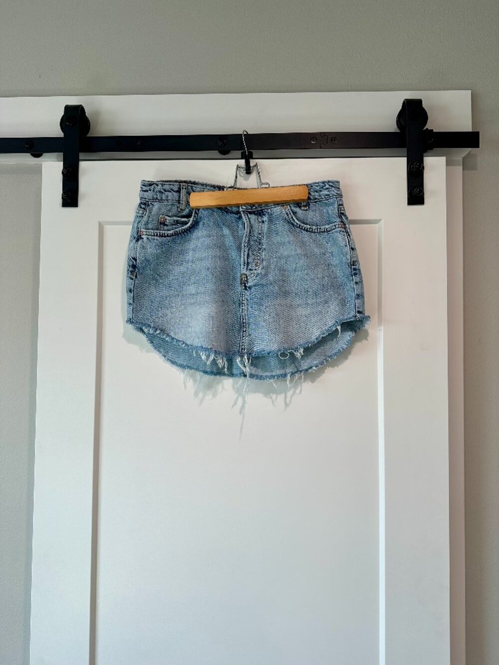 Free People We The Free Raw Hem Denim Mini Skirt Light Wash Size 10